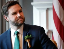 Olivia Nuzzi accuses former fiancé of leaking her ties to Robert F. Kennedy Jr.