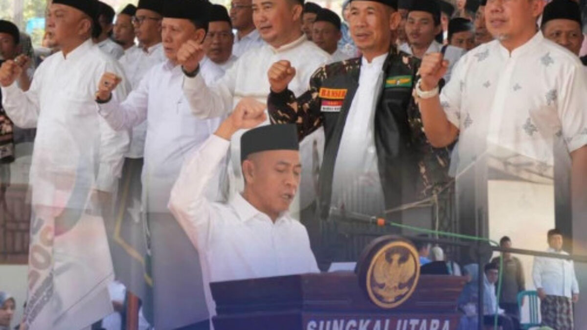 WABUP ROMLI PIMPIN UPACARA PERINGATAN HARI SANTRI 2026 DI PONDOK PESANTREN AL MUBAROQ