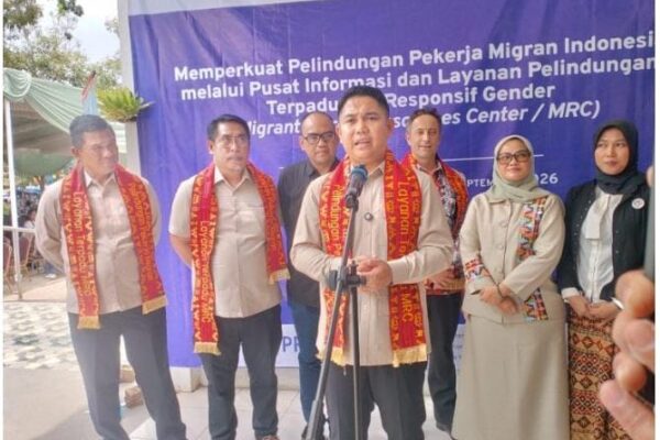 Bupati Ela Resmikan Kick Off LTSA-MRC, Pelindungan Pekerja Migran Lampung Timur Diperkuat